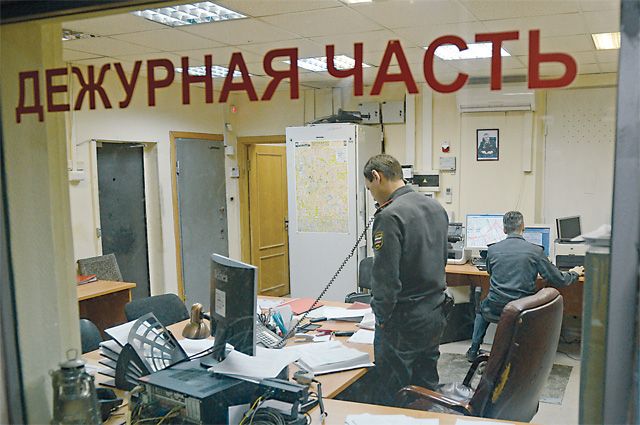 В Иркутской области принимают сообщения о ночной торговле алкоголем в ларьках