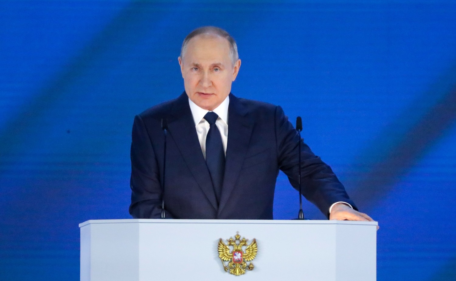 Владимир Путин предложил продлить до конца года действие программы, компенсирующей гражданам 20% затрат на турпоездки по России