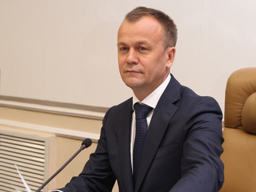 Сергей Ерощенко возглавил группу «высокий рейтинг» в итоговом рейтинге эффективности сибирских губернаторов 2014 года
