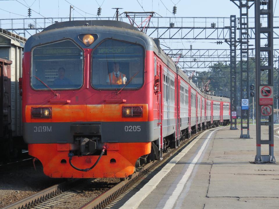 В ИРКУТСКОЙ ОБЛАСТИ МОГУТ ОСТАНОВИТЬСЯ ЭЛЕКТРИЧКИ